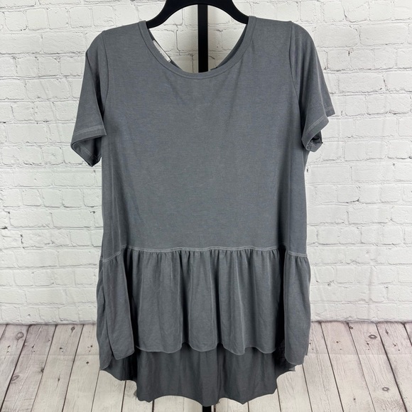 Mod Ref Gray Ruffle Tie Back T-Shirt Size Large - Picture 1 of 7